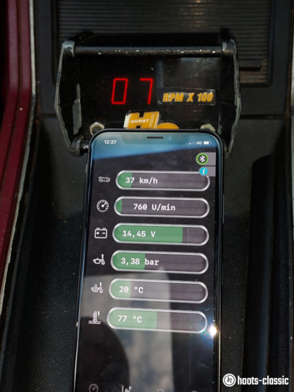 Oldtimer Motordaten App, Zusatzinstrumente im Cockpit