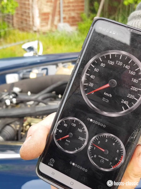 hoots Zusatzinstrumente Motor Oldtimer App per Bluetooth im BMW