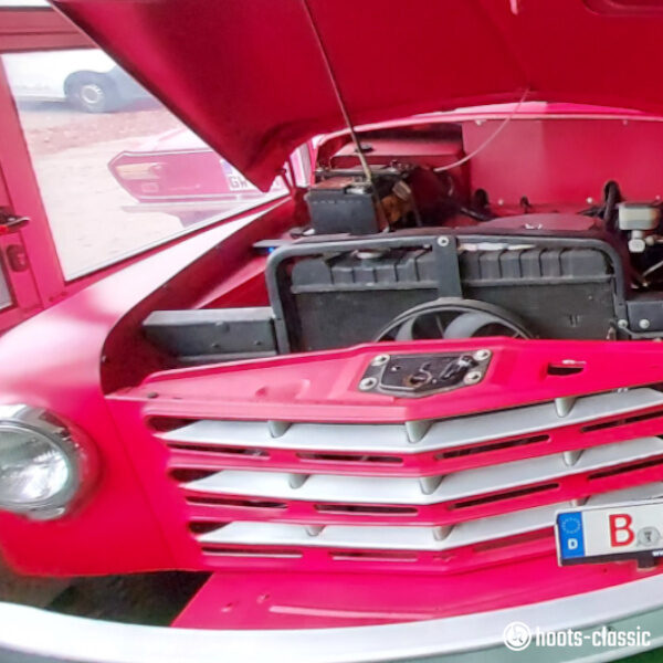 Studebaker Pickup mit hoots classic Motordaten Zusatzinstrumente App