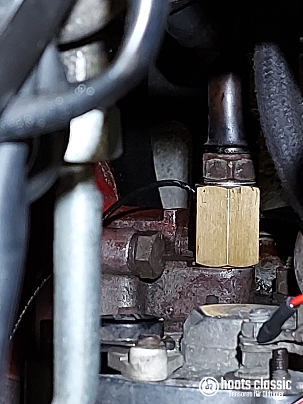 Öldrucksensor und Öltemperatursensor im Fiat 124 Spider Abarth