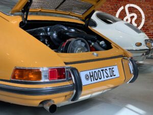 Porsche911F_hoots-insideq